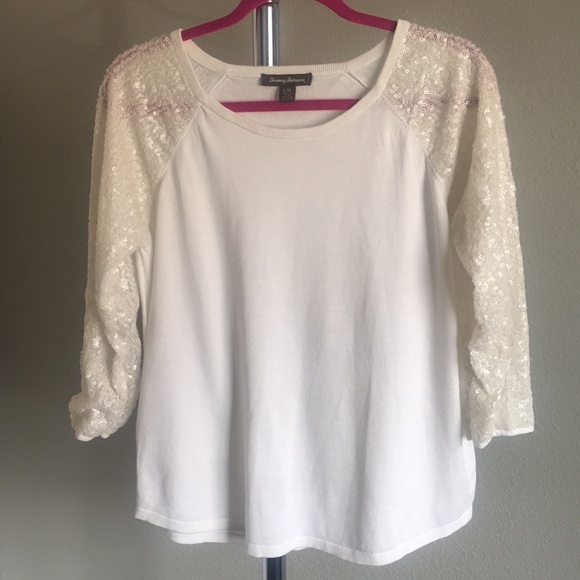 Tommy Bahama Tops - Tommy Bahama 3/4 sequined sleeve blouse